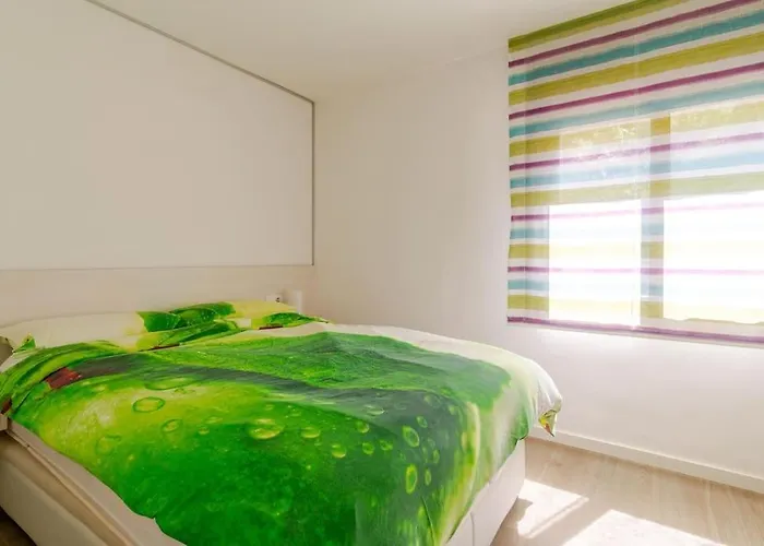 Piso Reformado A Pie De Playa Sa Riera ベグール