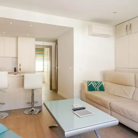 아파트 Piso Reformado A Pie De Playa Sa Riera 베구르